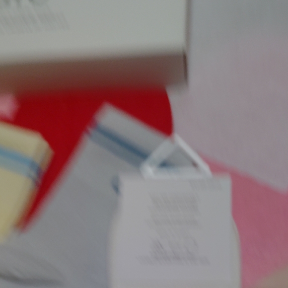 New ALO Yoga Women's Pastel Crew Socks Set (5) - Picture 6 of 11